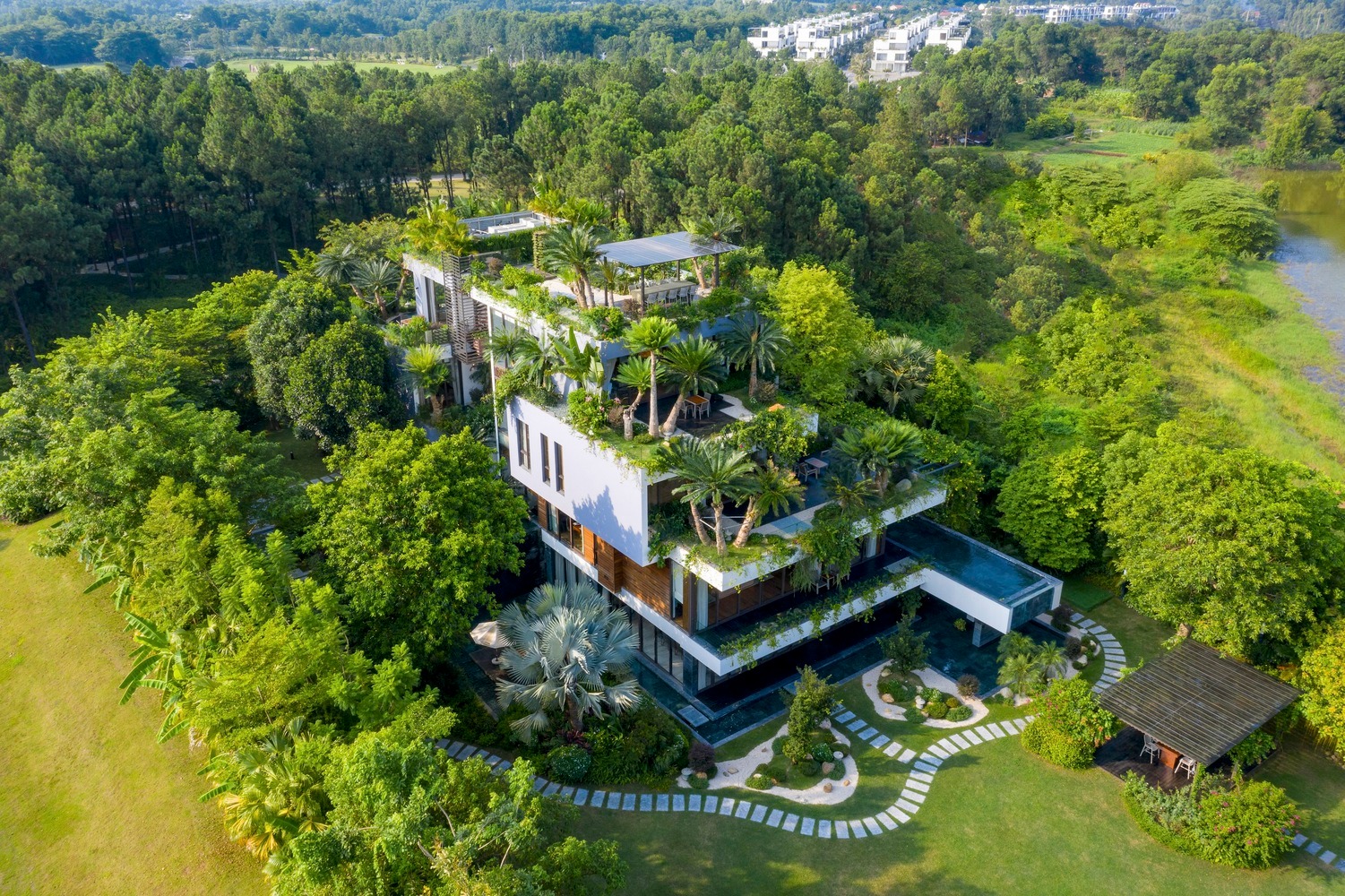 Mẫu cảnh quan nghỉ dưỡng resort nhiệt đới